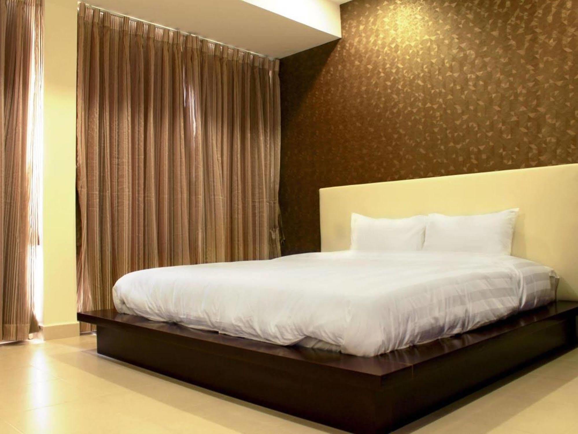 Song Hung Hotel & Serviced Apartments - Can Ho Dich Vu & Khach San Ho Chi Minh City Exterior photo